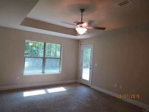 5617 Tucker Cir, Pace, FL 32571 photo 11