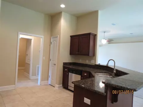 5617 Tucker Cir, Pace, FL 32571 photo 8