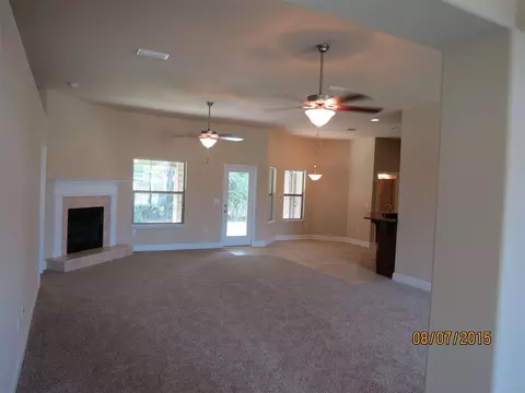 5617 Tucker Cir, Pace, FL 32571 photo 4