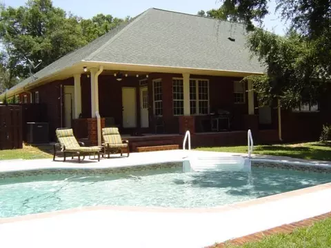 4915 Jack Cobb Ln, Pace, FL 32571 photo 2