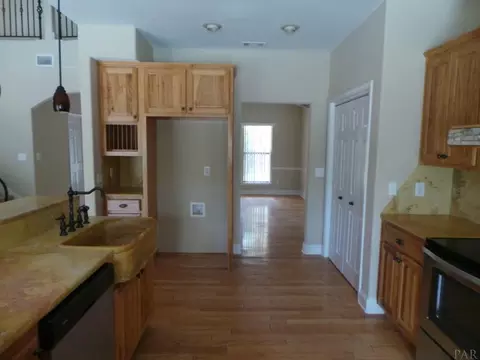 5693 Derby Dr, Pace, FL 32571 photo 9