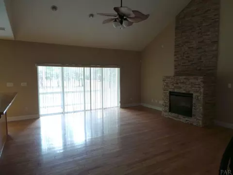 5693 Derby Dr, Pace, FL 32571 photo 4
