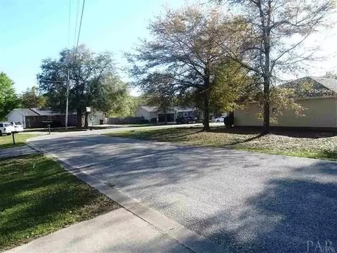 4232 Breezeway Cir, Milton, FL 32583 photo 26