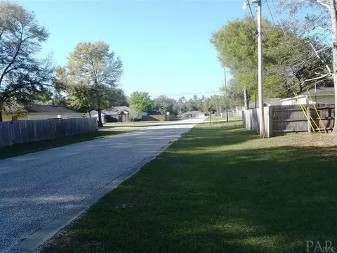 4232 Breezeway Cir, Milton, FL 32583 photo 25