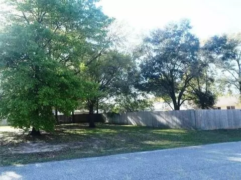 4232 Breezeway Cir, Milton, FL 32583 photo 27