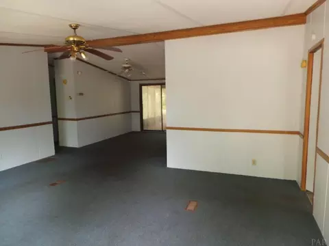 8668 Fields Rd, Milton, FL 32583 photo 2