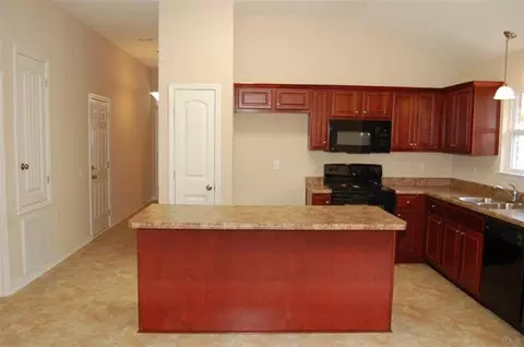 5766 Corkscrew Ct, Pace, FL 32571 photo 3