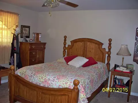 834 Candy Ln, Cantonment, FL 32533 photo 3