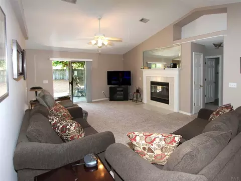 4644 Ridge Pointe Dr, Pace, FL 32571 photo 2