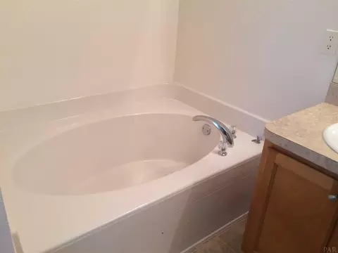 4644 Carmel Cir, Pace, FL 32571 photo 11