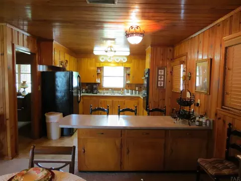 721 Hecker Rd, Century, FL 32535 photo 9
