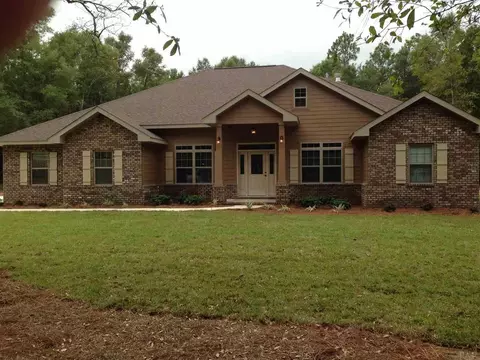 5475 Inwood Dr, Pace, FL 32571 photo 2