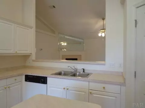 4752 Ridge Pointe Dr, Pace, FL 32571 photo 7