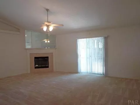 4752 Ridge Pointe Dr, Pace, FL 32571 photo 3