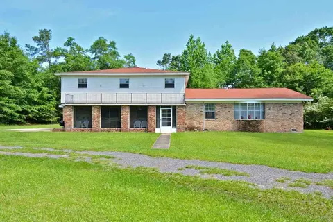 6684 Walker St, Milton, FL 32570 photo 2