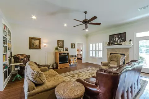 2750 Segrest Rd, Pace, FL 32571 photo 10