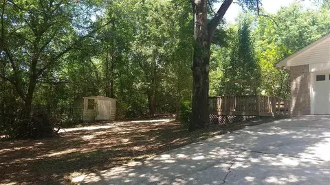 635 N Hwy 99, Mcdavid, FL 32568 photo 2