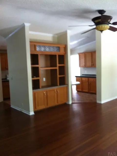 4633 Bradley Dr, Pace, FL 32571 photo 7