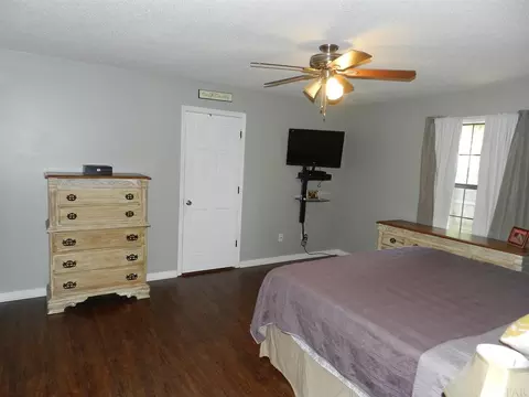 5079 Benton Blvd, Pace, FL 32571 photo 8
