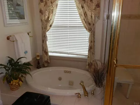 Undisclosed, Milton, FL 32583 photo 14