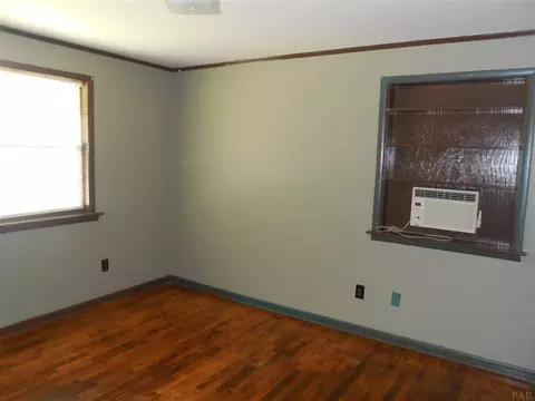 61 Black Rd, Mcdavid, FL 32568 photo 11