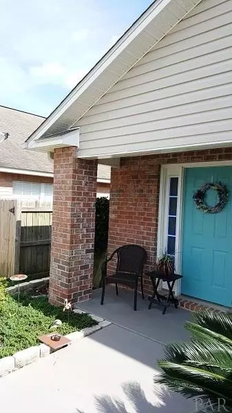 755 Hanley Downs Dr, Cantonment, FL 32533 photo 3