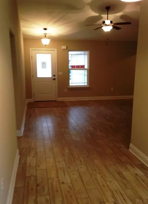 4827 Covenant Cir, Pace, FL 32571 photo 10