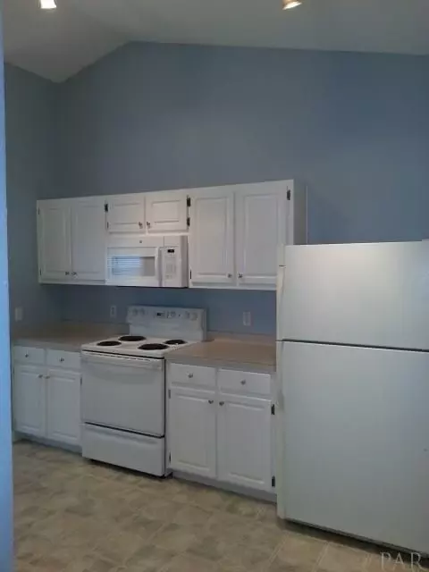 1927 Commodore Dr, Navarre, FL 32566 photo 6