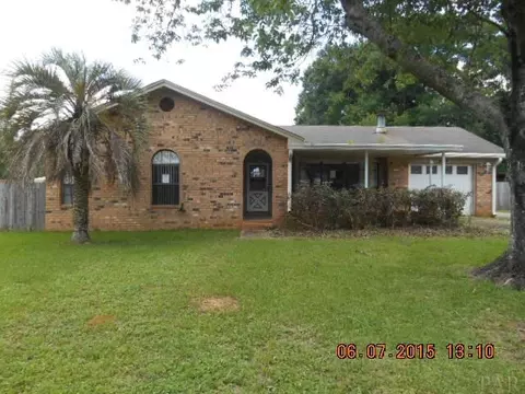 4124 Cooley Dr, Pace, FL 32571 photo 1