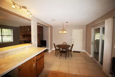 5502 Rowell Rd, Milton, FL 32571 photo 5