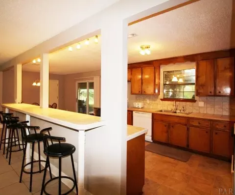 5502 Rowell Rd, Milton, FL 32571 photo 3