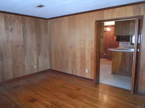 6254 Forest Dr, Milton, FL 32570 photo 3