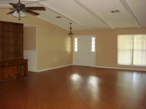 369 Man O War Cir, Cantonment, FL 32533 photo 7