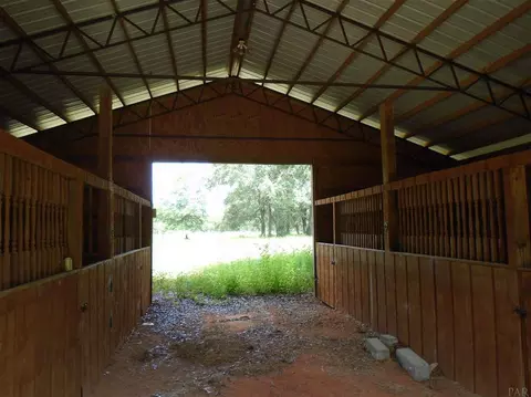 7420 Earl Cooley Rd, Milton, FL 32570 photo 2