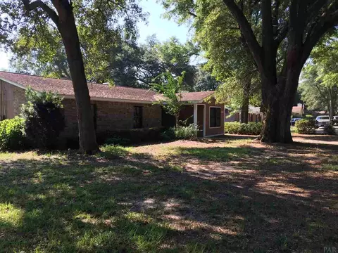 5164 Oakleaf Dr, Pace, FL 32571 photo 1
