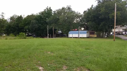 353 Katie St, Milton, FL 32583 photo 9