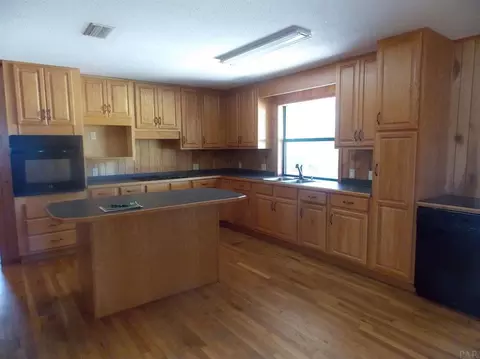 4295 Goldfinch Ln, Jay, FL 32565 photo 4