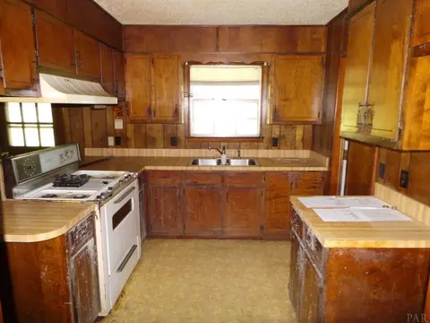 8775 Byrom Campbell Rd, Pace, FL 32571 photo 4