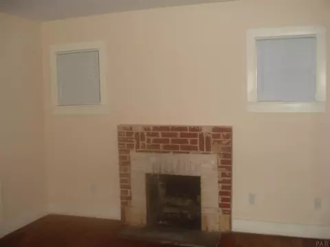 5287 Broad St, Milton, FL 32570 photo 9