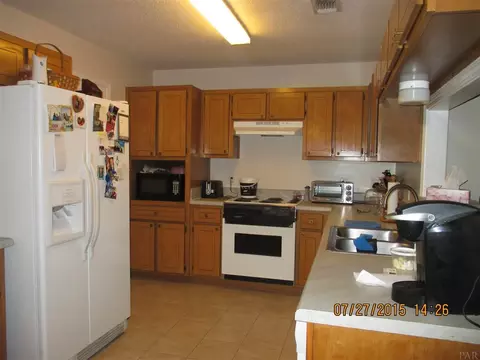 5748 Loring Dr, Milton, FL 32583 photo 10