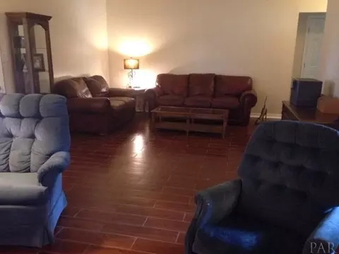 5748 Loring Dr, Milton, FL 32583 photo 5