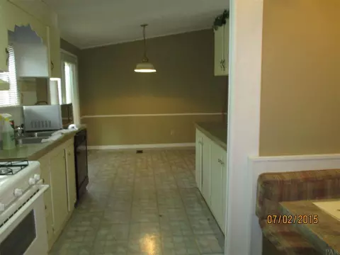4028 Windsor Ln, Pace, FL 32571 photo 8