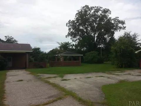 4903 Dixonville Rd, Jay, FL 32565 photo 5
