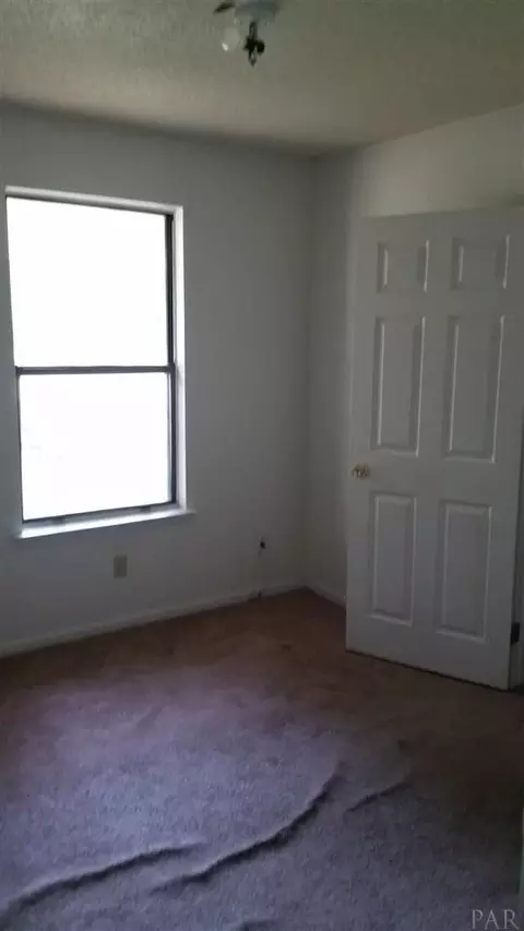 6200 Fox Run St, Milton, FL 32583 photo 6
