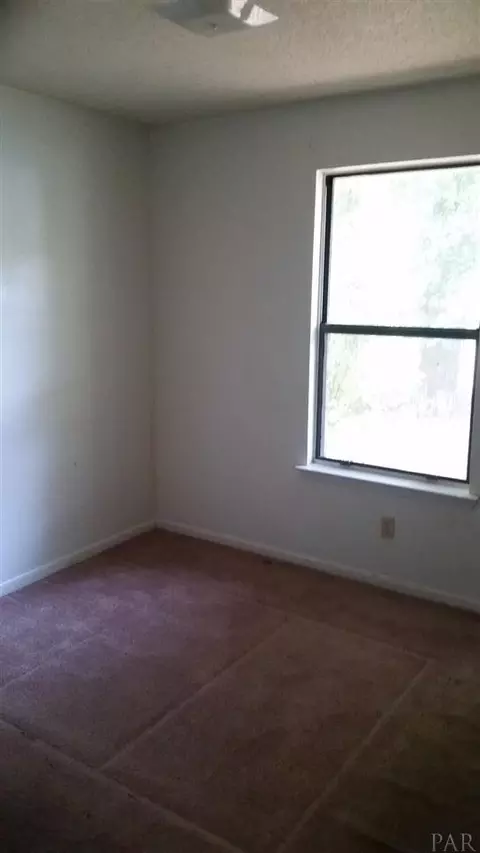 6200 Fox Run St, Milton, FL 32583 photo 8
