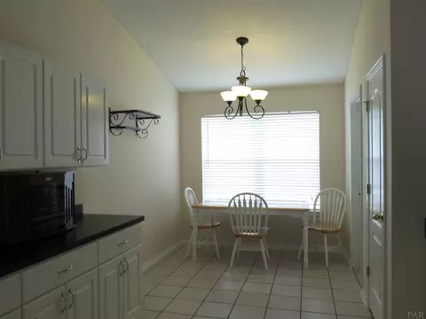 618 Hanley Downs Dr, Cantonment, FL 32533 photo 5