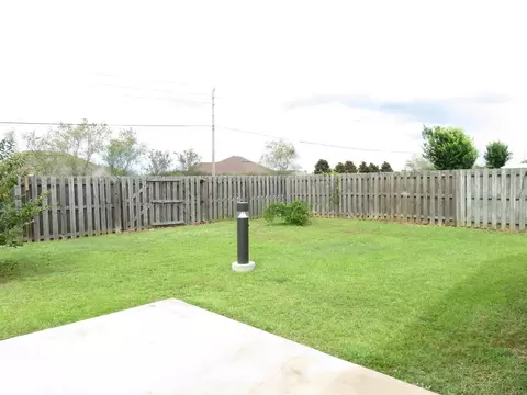 618 Hanley Downs Dr, Cantonment, FL 32533 photo 11