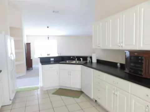 618 Hanley Downs Dr, Cantonment, FL 32533 photo 3