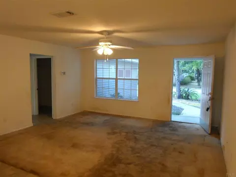 6221 Forest Dr, Milton, FL 32570 photo 8