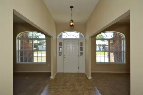4826 Ribault Ln, Milton, FL 32583 photo 2